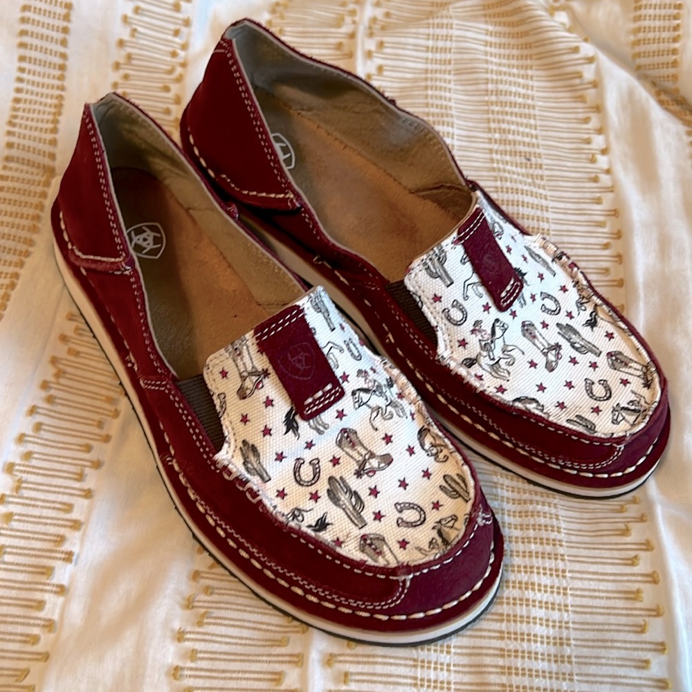 Ariat women size 8